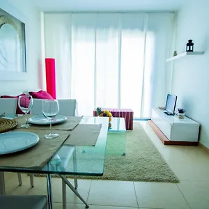 https://luxury-apartment-on-icod-de-los-vinos.in-canary-islands.com